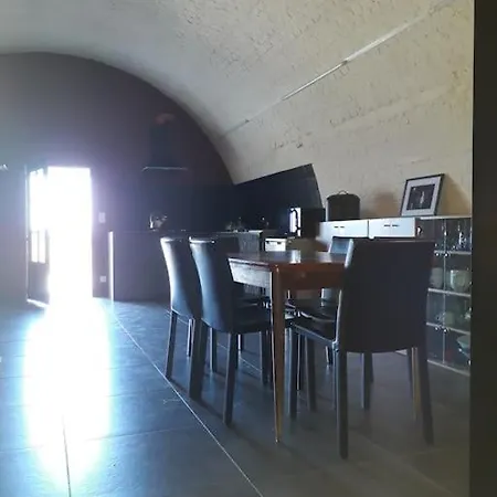 La Poudriere : Lieu Insolite, Havre De Paix *