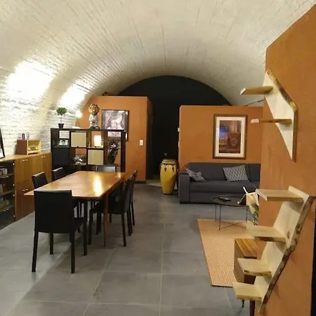 Holiday home La Poudriere : Lieu Insolite, Havre De Paix